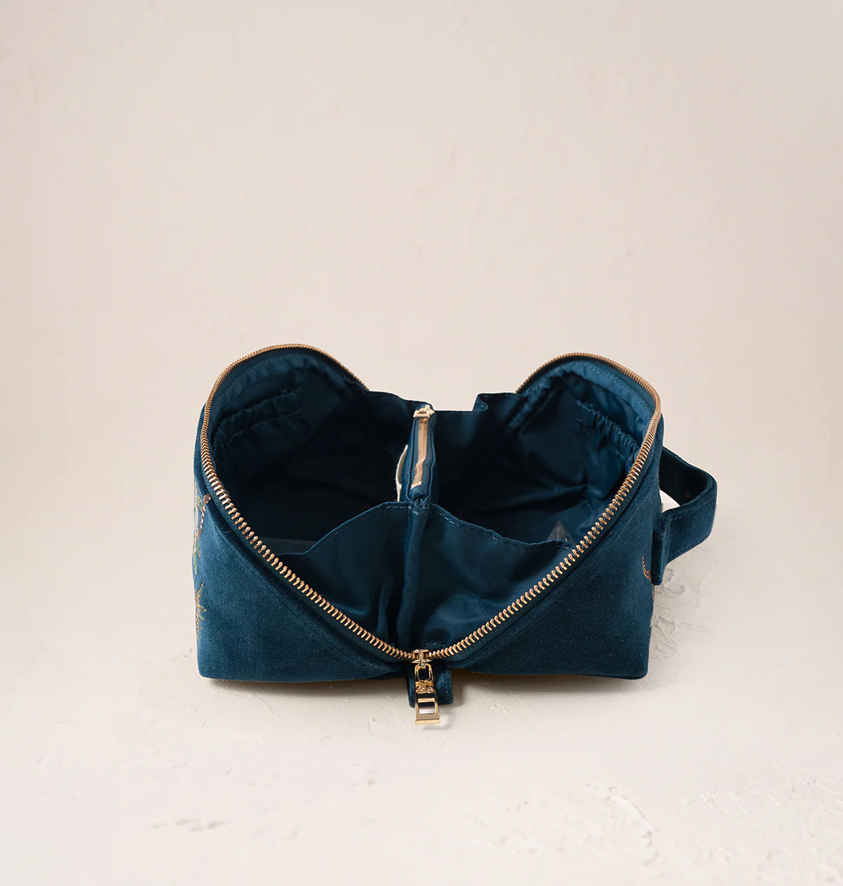 Tropical Rainforest Open Flat Makeup Bag - Image 3