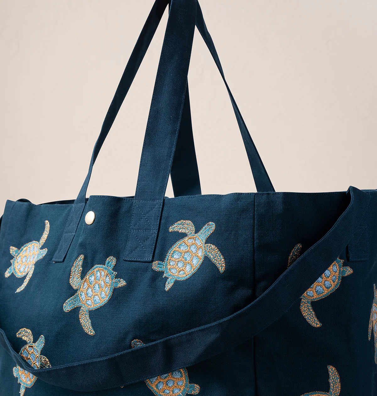 Turtle Conservation Carryall - Image 4