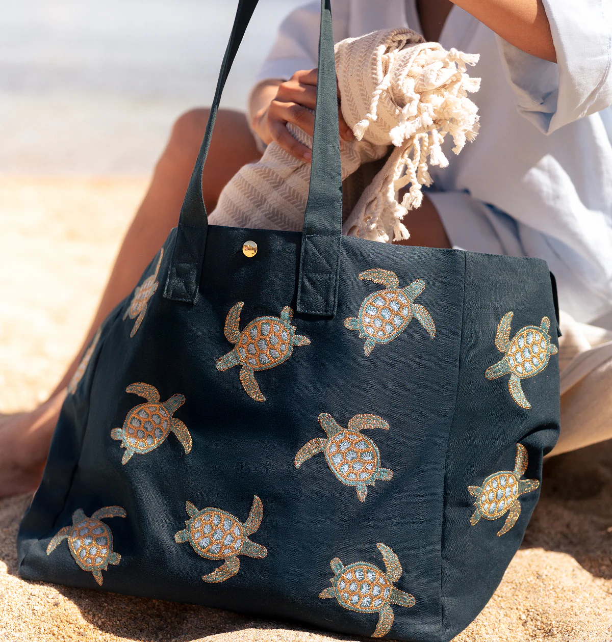 Turtle Conservation Carryall - Image 5