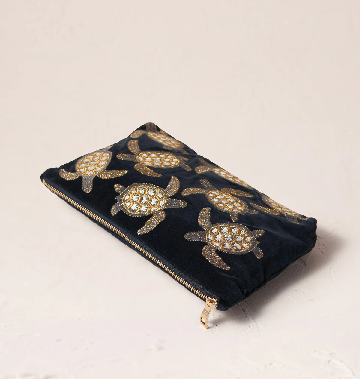Turtle Conservation Everyday Pouch - Image 5
