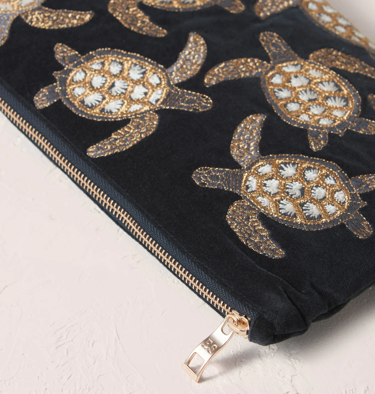Turtle Conservation Everyday Pouch - Image 6