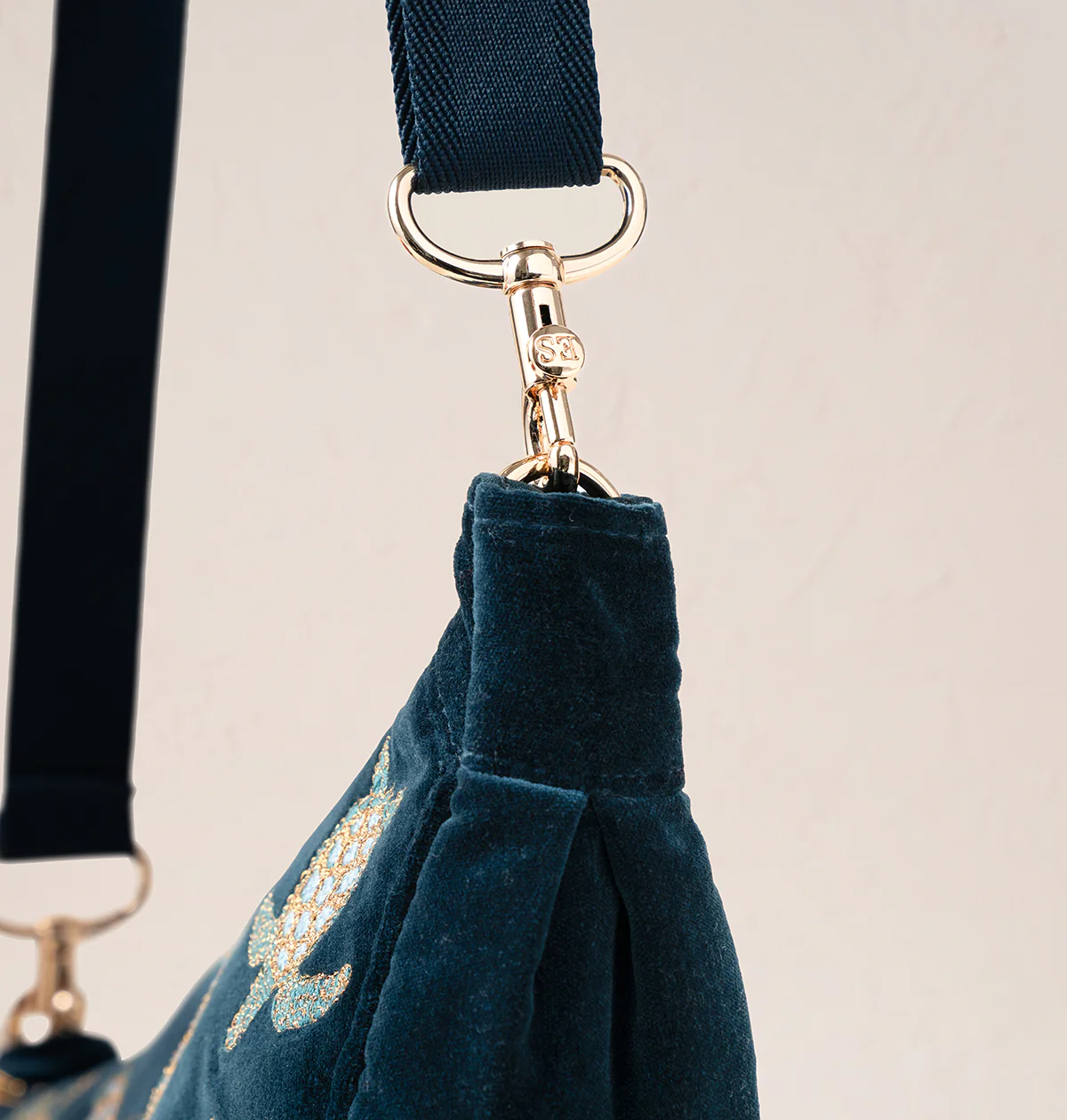 Turtle Conservation Velvet Crossbody Sling Bag - Image 4