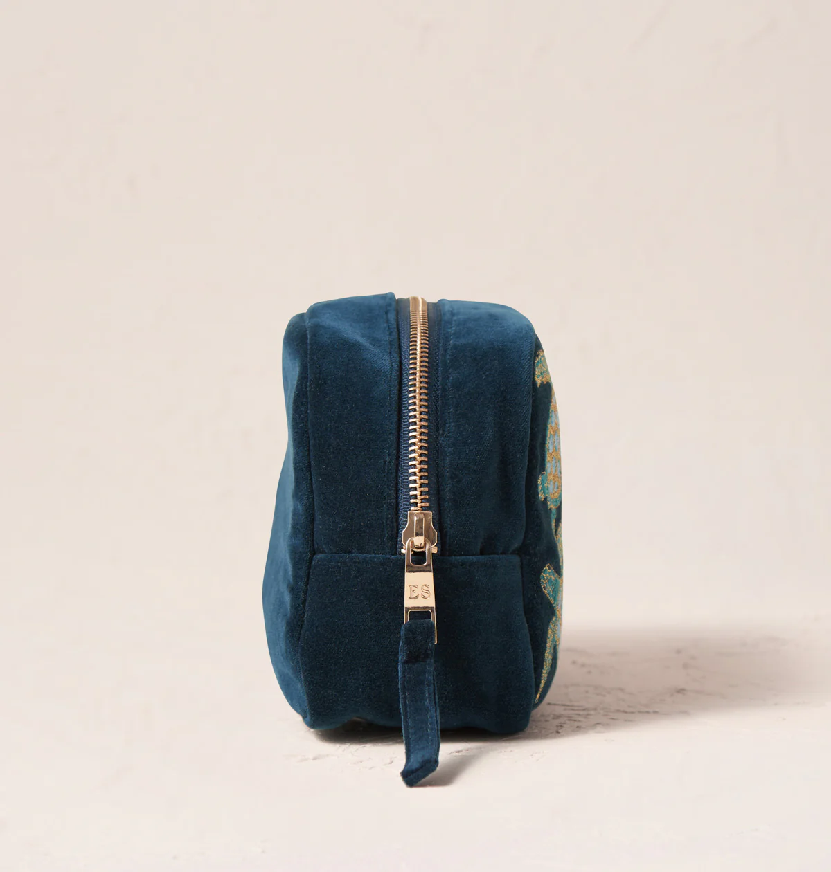 Turtle Conservation Makeup Bag - Image 5