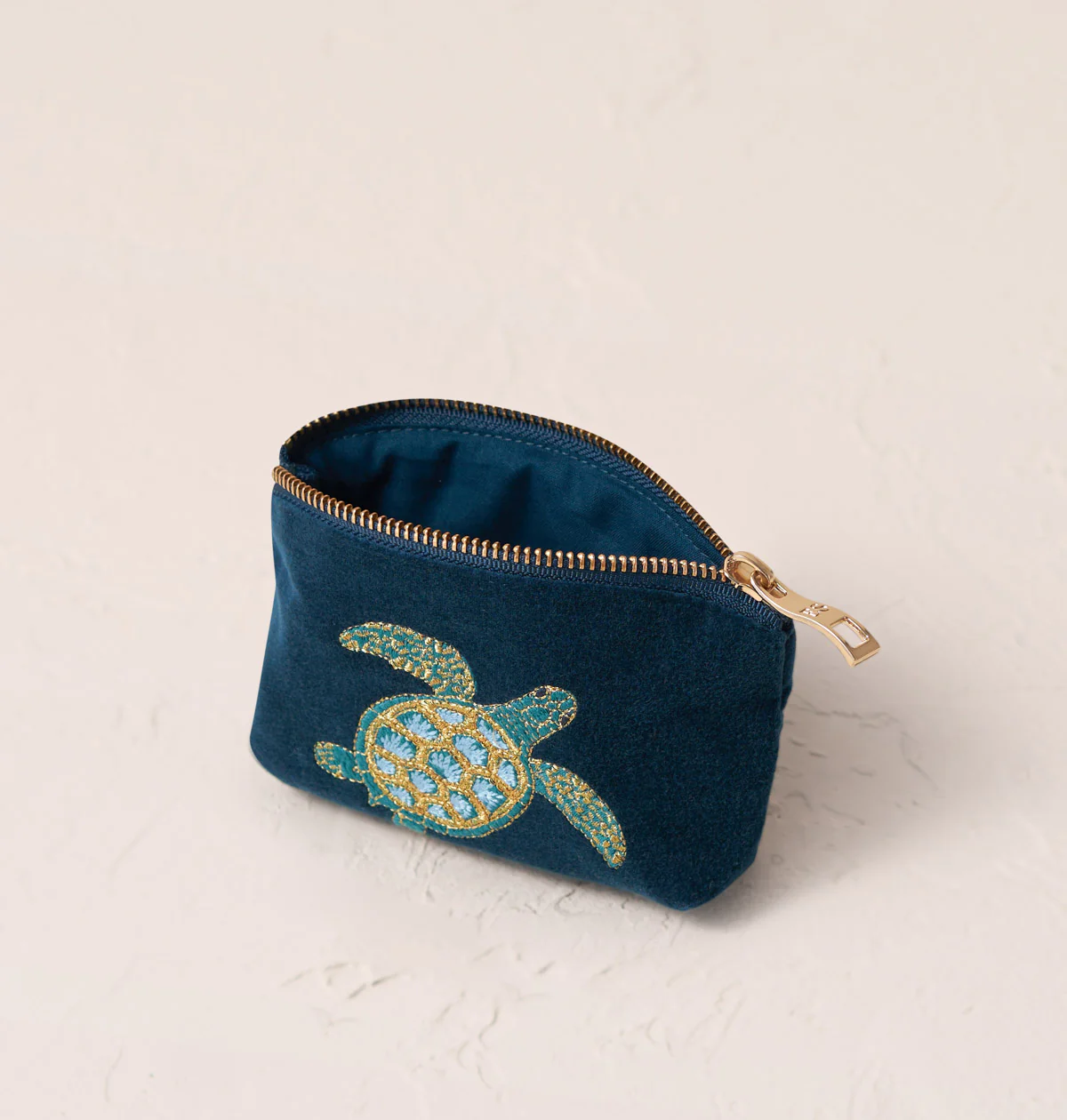 Turtle Conservation Coin Purse - Image 4