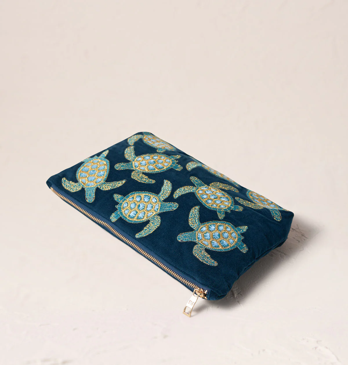 Turtle Conservation Everyday Pouch - Image 5
