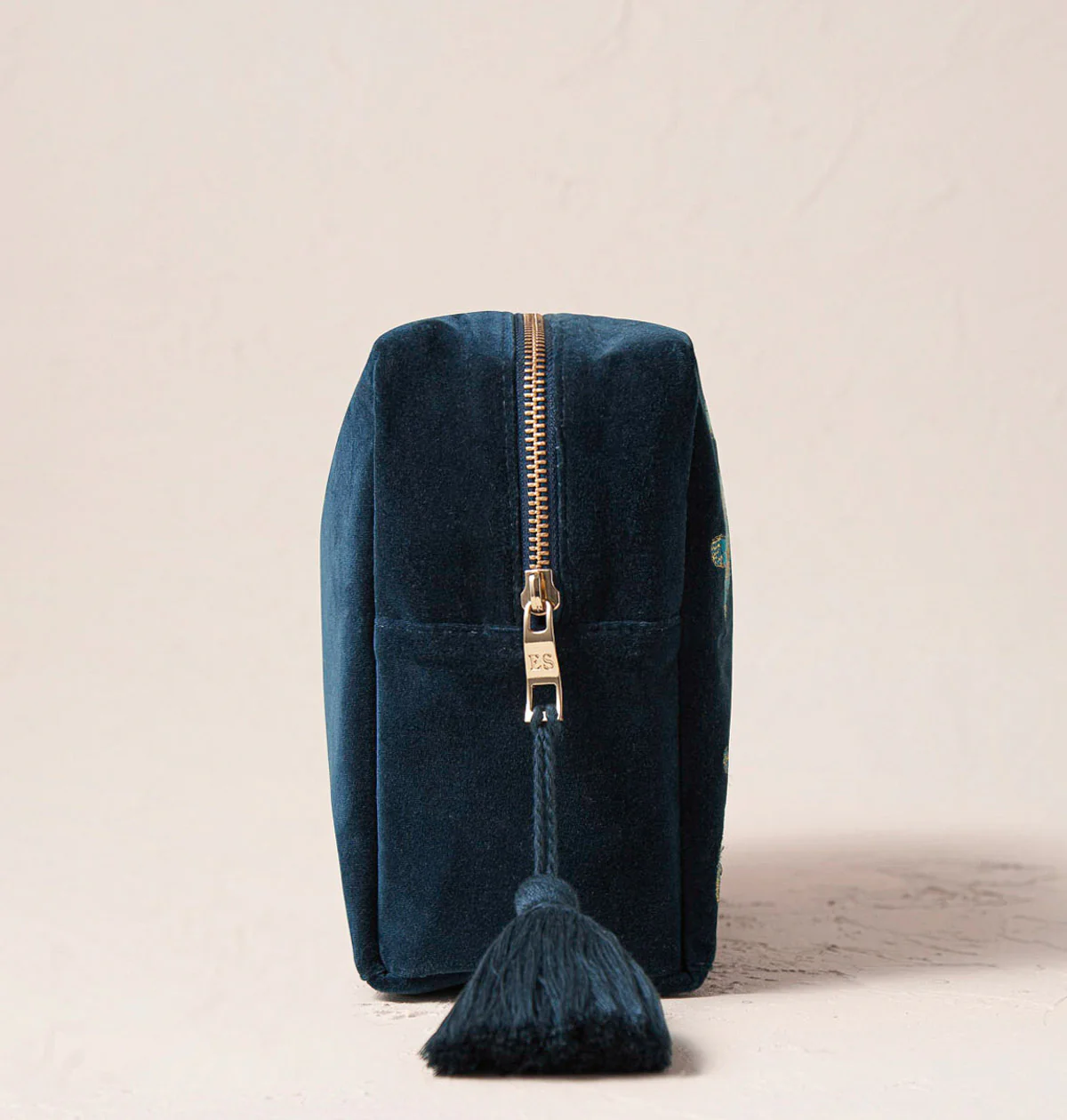 Turtle Conservation Wash Bag - Image 6