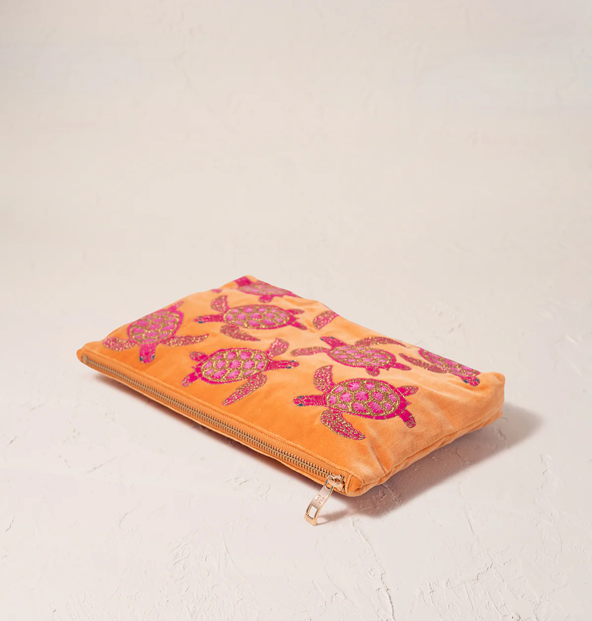 Turtle Conservation Everyday Pouch - Image 4