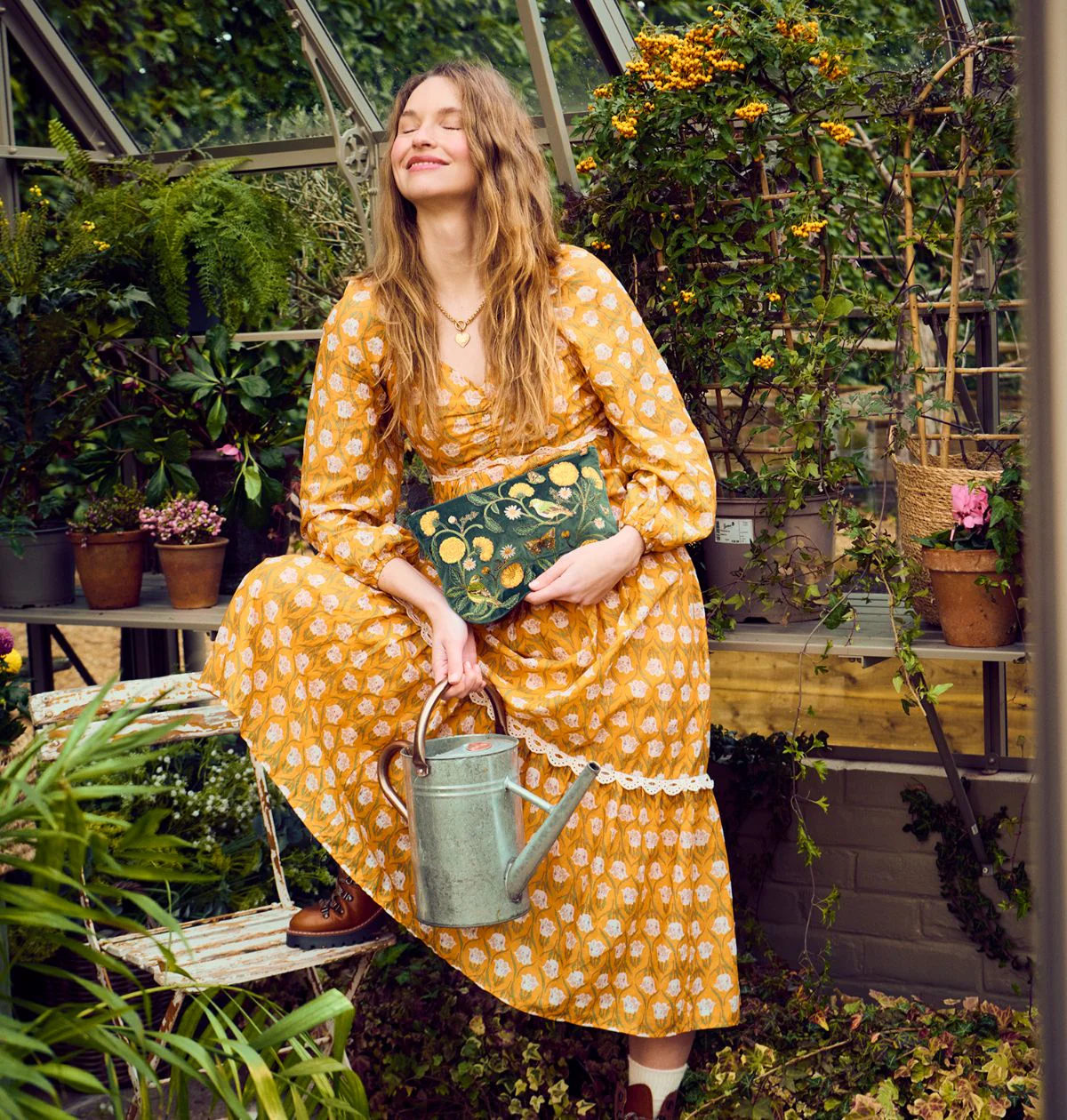 Wild Garden Everyday Pouch - Image 2