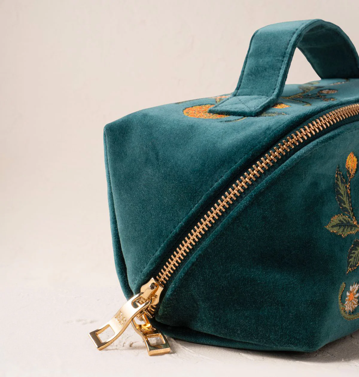 Wild Garden Open Flat Makeup Bag - Image 2