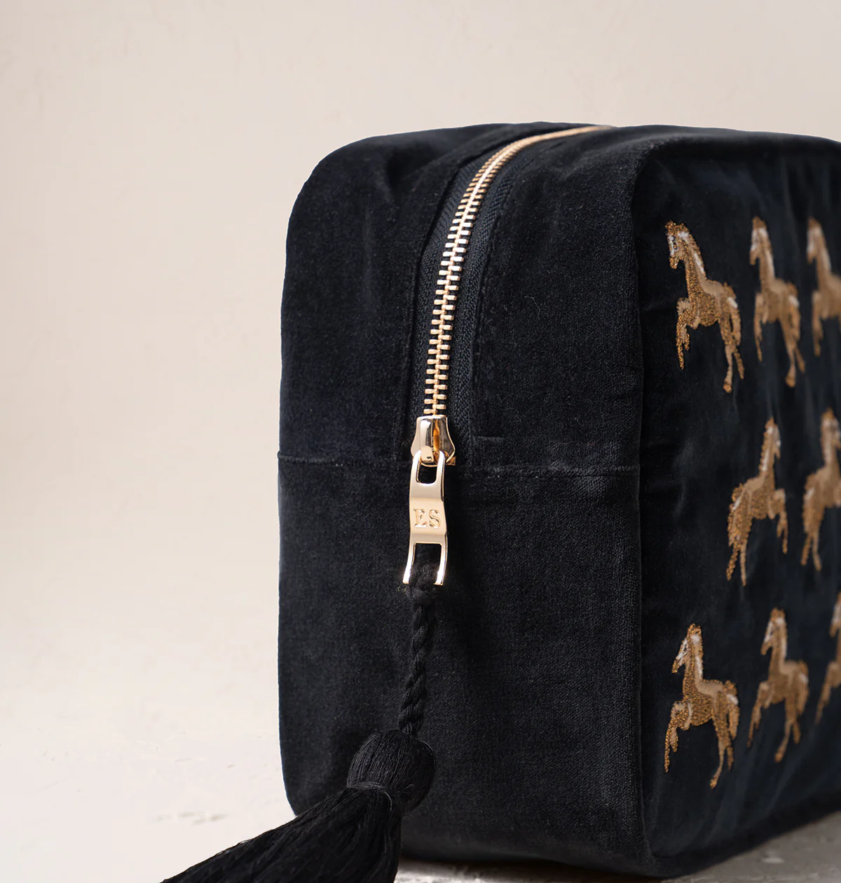 Wild Horses Wash Bag - Image 3