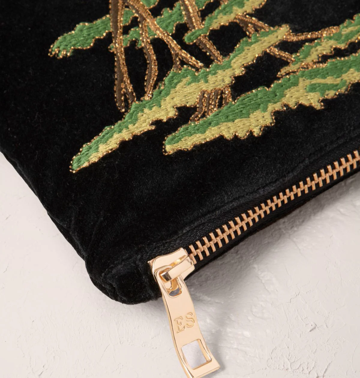 Wild Rhino Everyday Pouch - Image 3