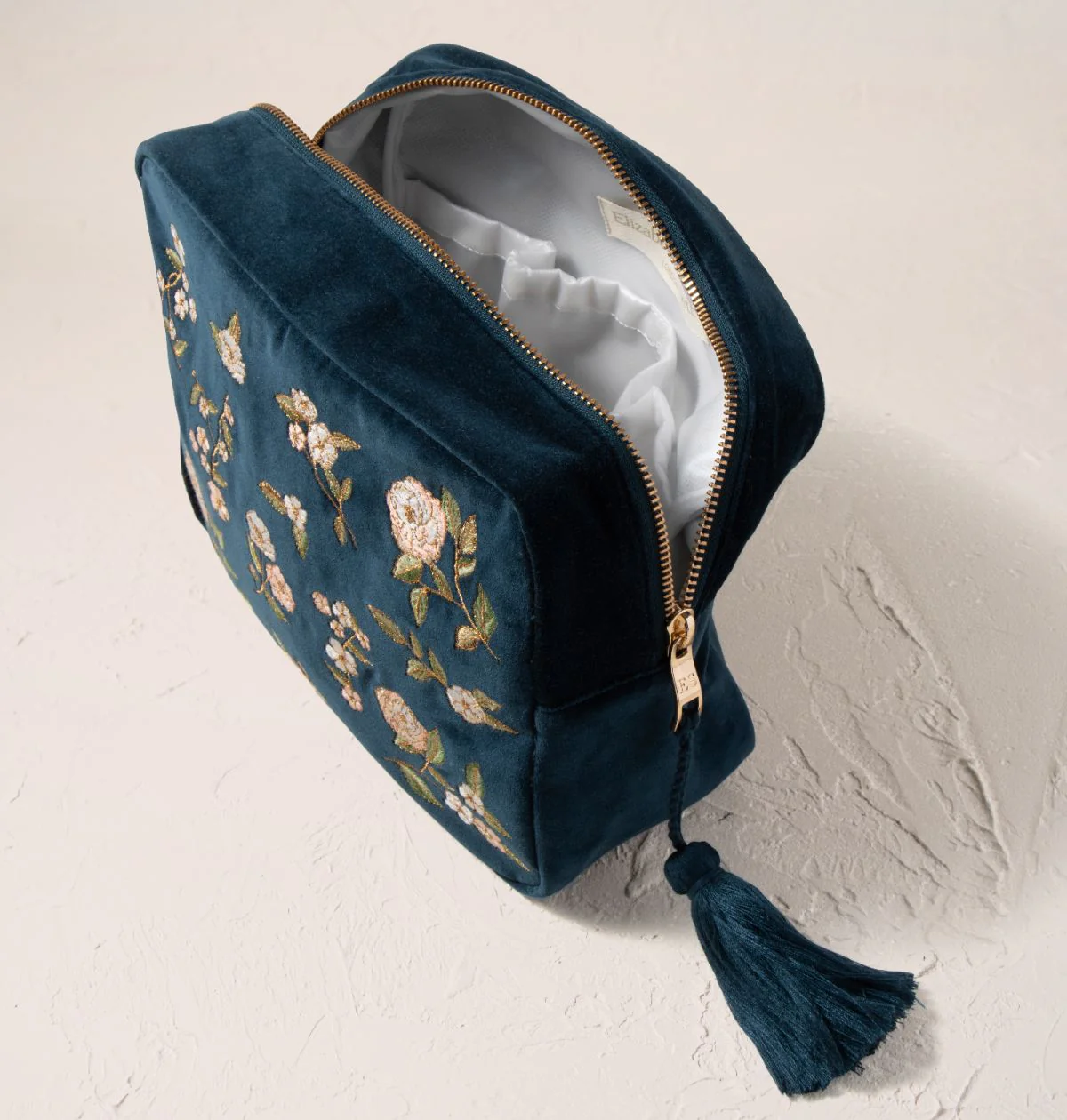 Wild Rose Wash Bag - Image 3