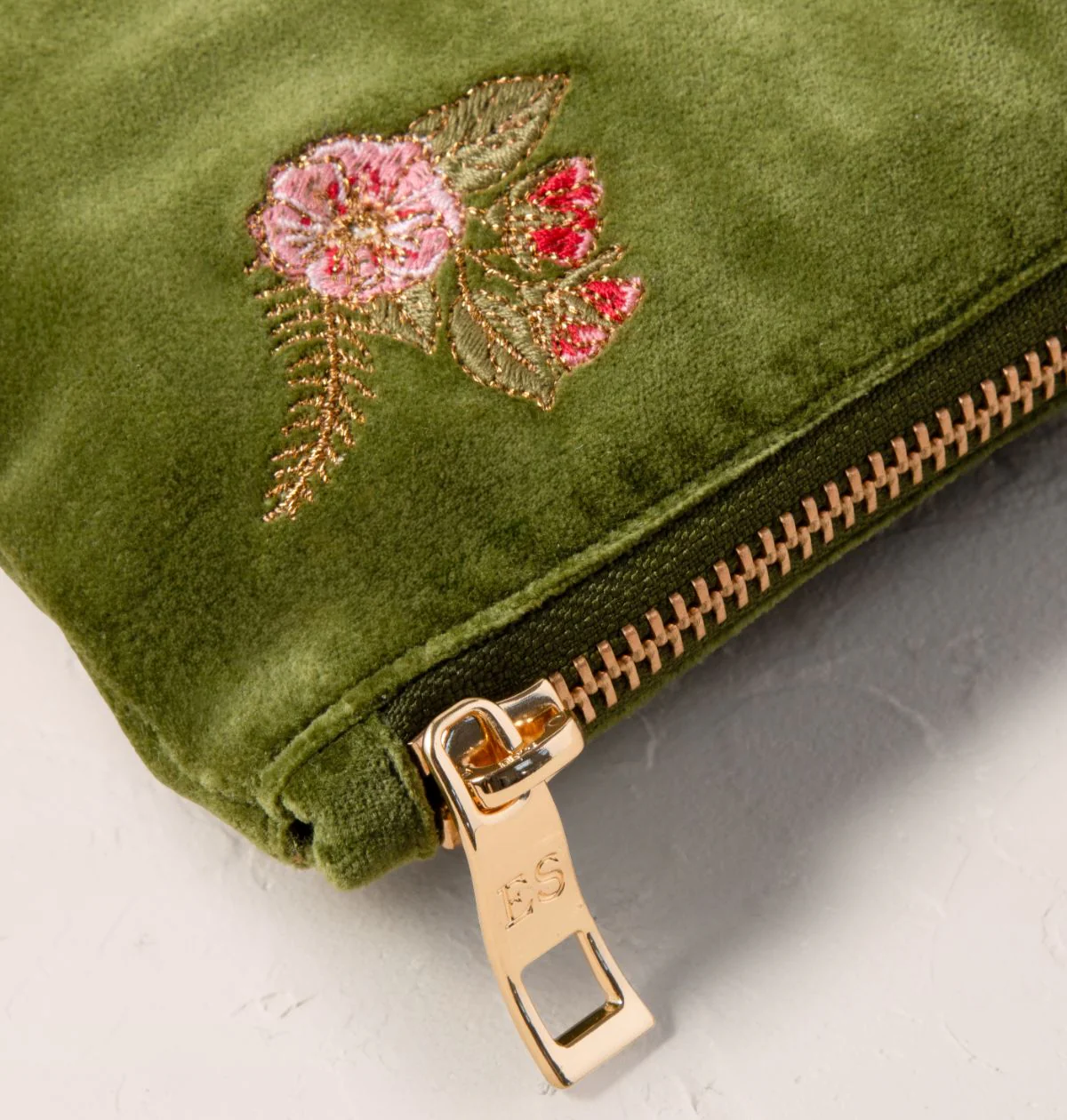 Wildflower Alphabet Everyday Pouch - Image 22