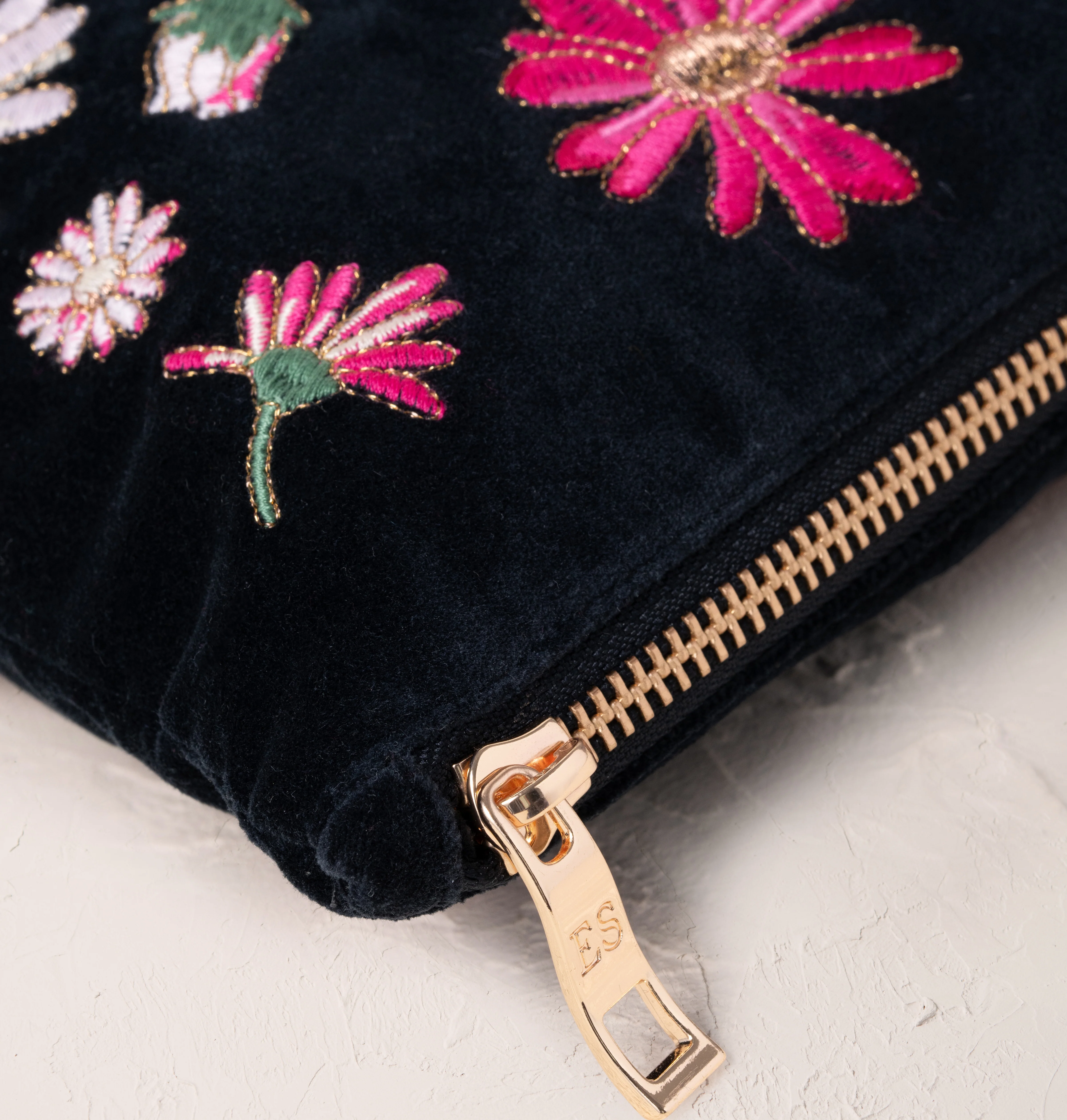 Wildflower Everyday Pouch - Image 3